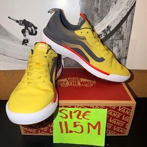 Vans MTE Ultrarange EXO sz 11.5 Men 13.0 Woman